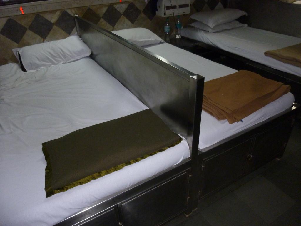 Yadgar Guest House Mumbai Kültér fotó