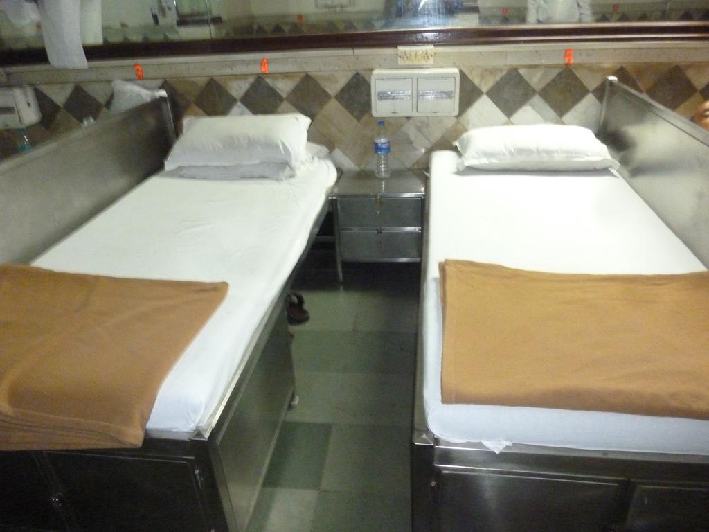 Yadgar Guest House Mumbai Kültér fotó